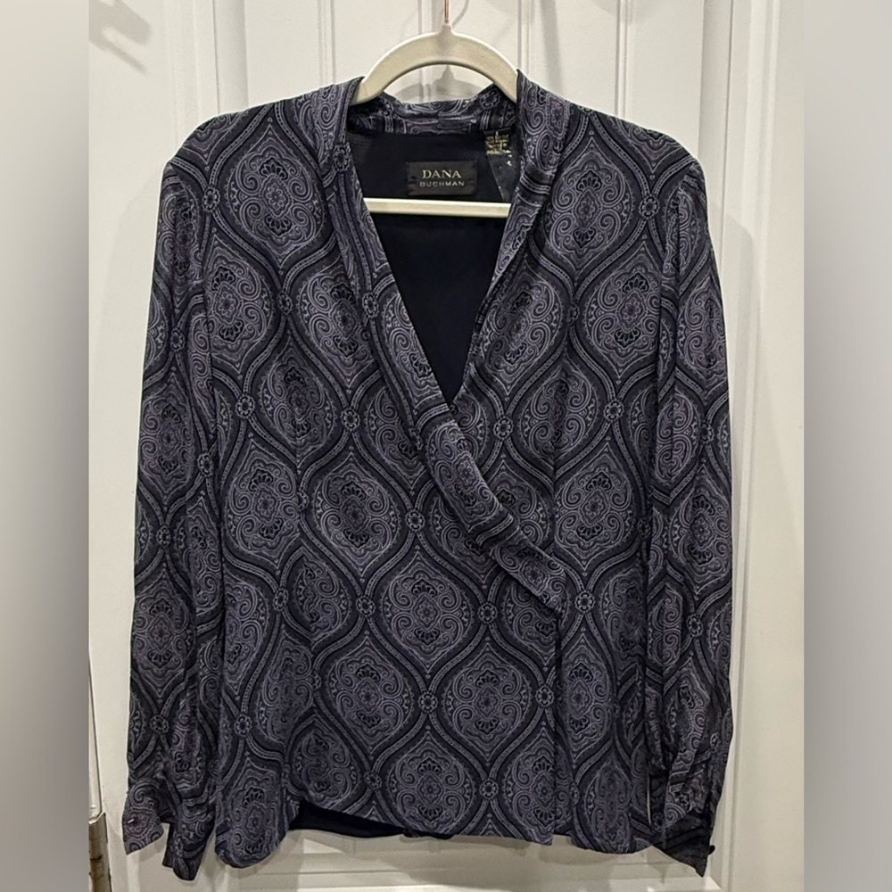 Dana Buchman Women’s Size 6 100% Silk Wrap Blouse EUC